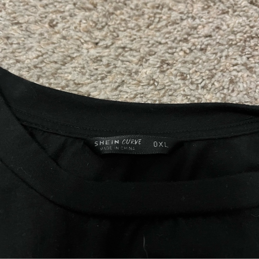 TEE - Picture 4 of 4